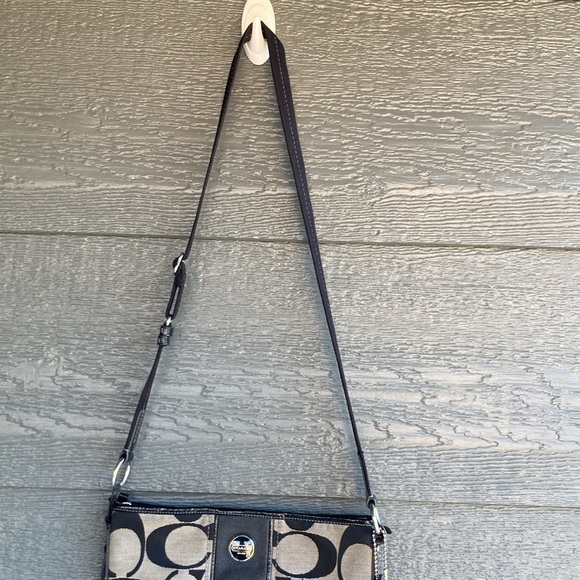 EUC | Coach Small Signature Canvas Shoulder Bag - Picture 5 of 13